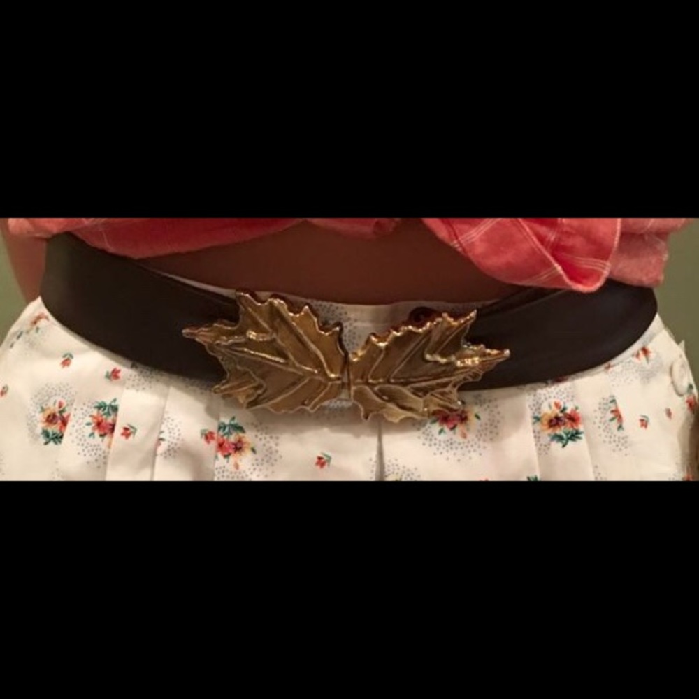 Vintage gold leaf change out belt